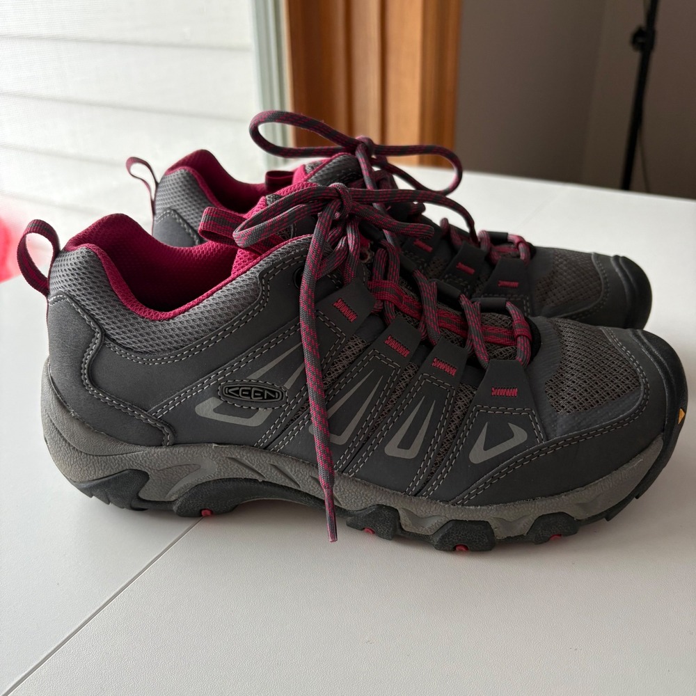 KEEN Womens Hiking‎ Shoes Dark Grey Berry Pink Low Top Trail Sneakers Size 9
